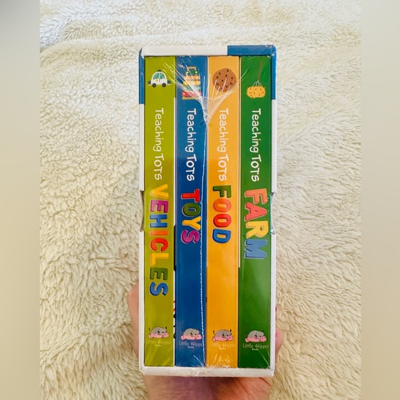 New Teaching Tots First Library (4 Book Set) - Picture 9 of 10